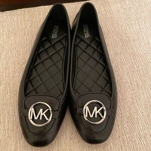 Michael Kors Lillie Moccasin Ballet Flats Size 9